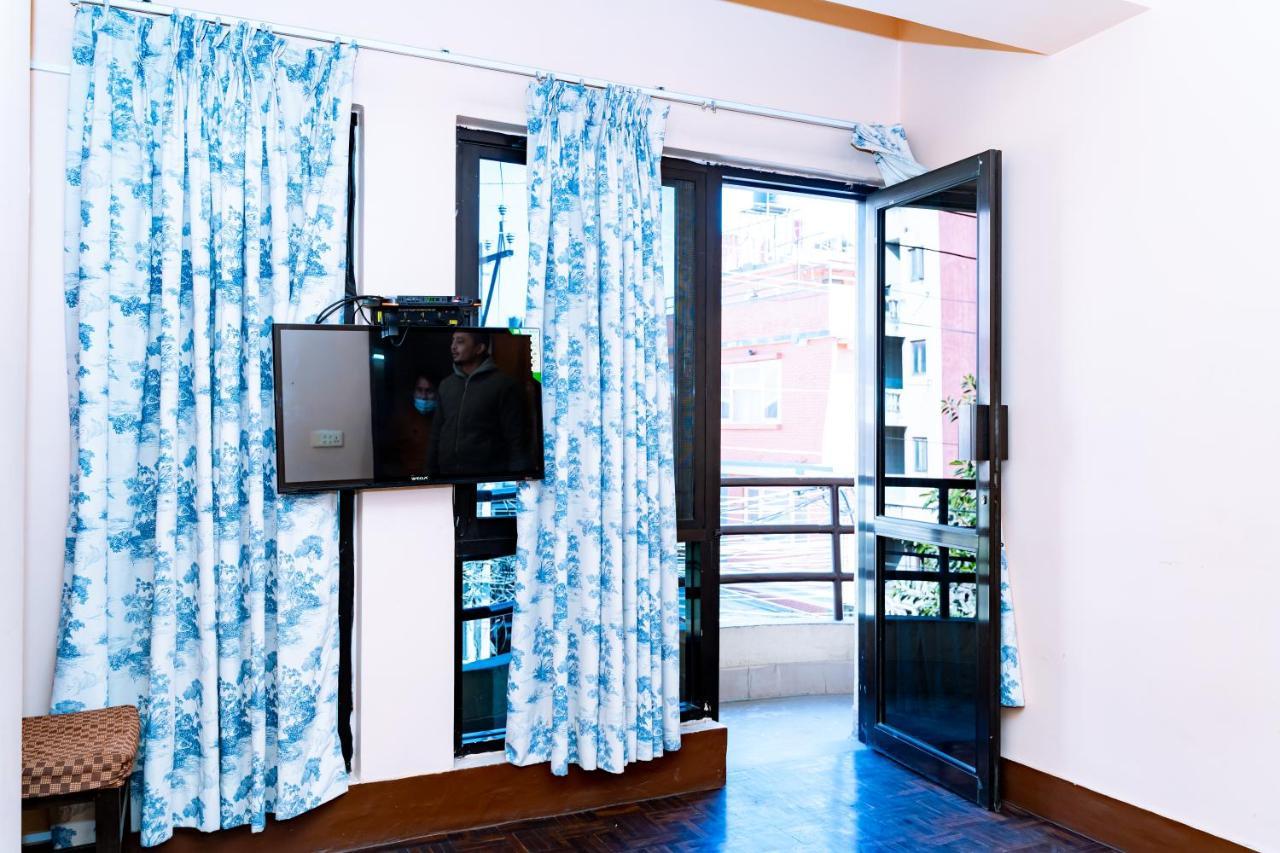 Kbb Hotel And Apartments Hosted By Hostmandu Lalitpur Extérieur photo